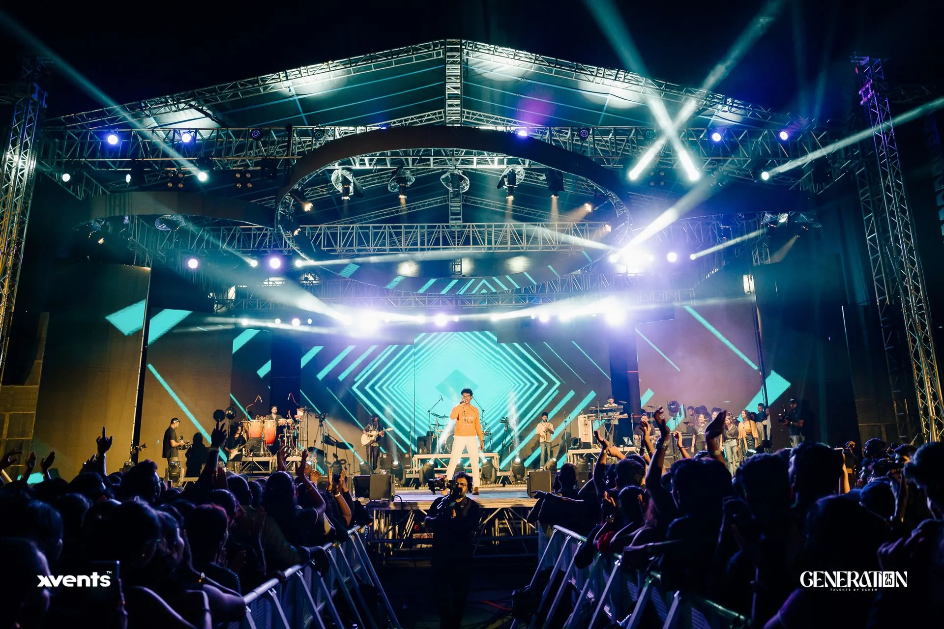 Stage Lights & Arena