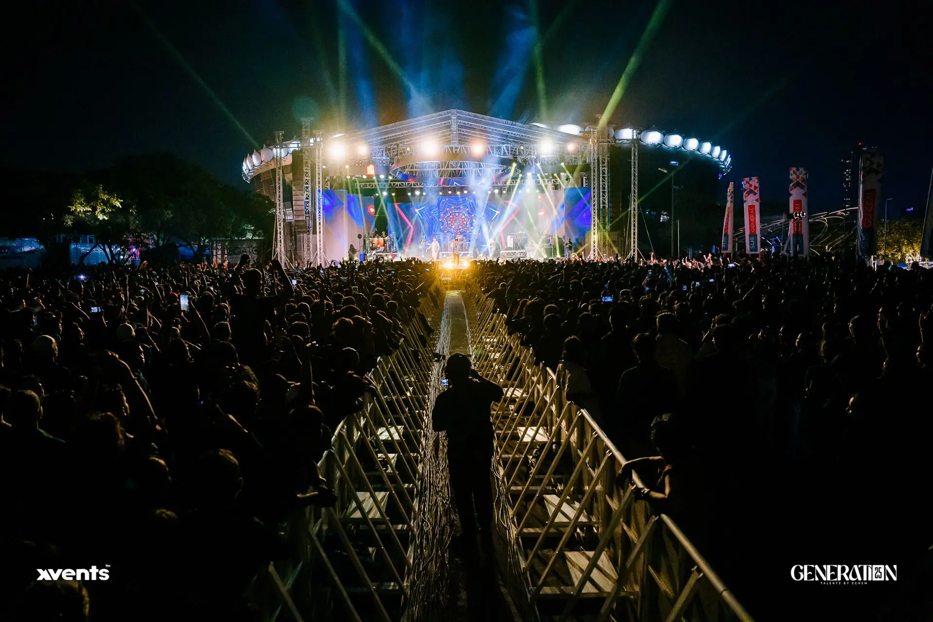Crowd at Lotus Tower